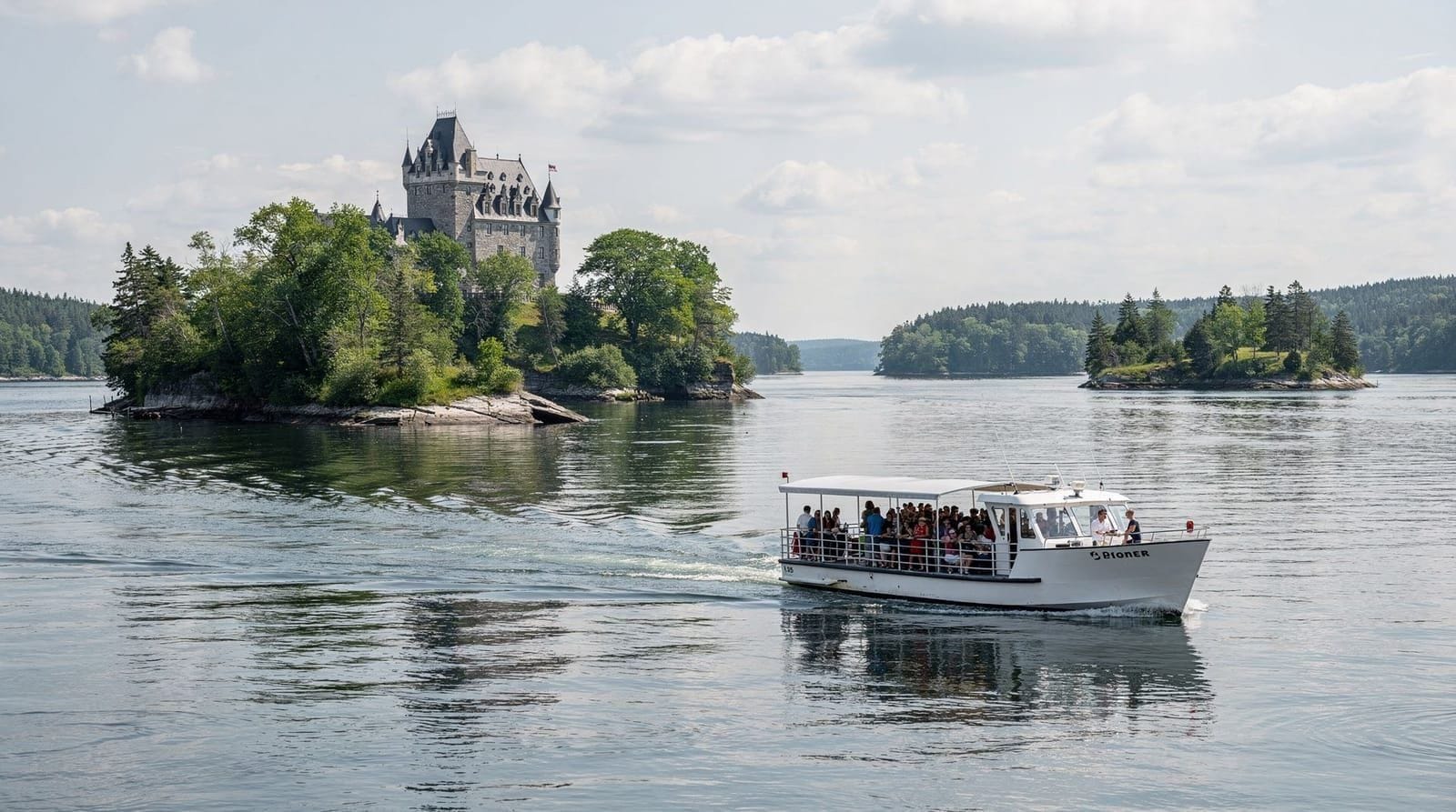 Thousand Islands-dagtrip vanuit Toronto — De Thousand Islands als dagtrip vanuit Toronto: reistijd naar Gananoque, boottoc